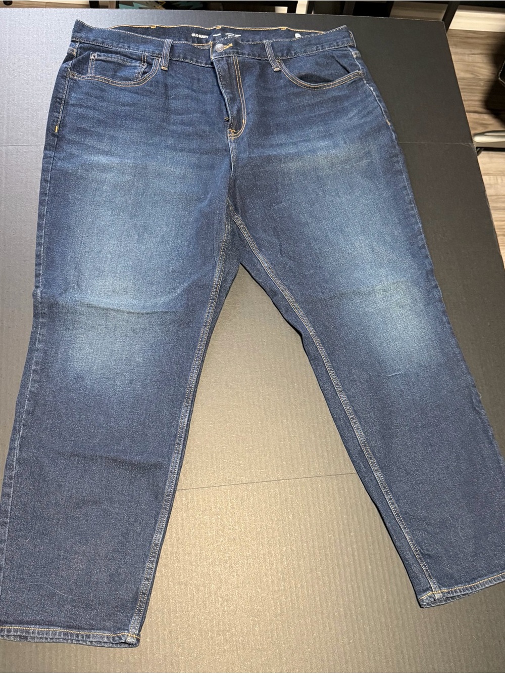 Old Navy Men’s Straight Jeans in Dark Blue